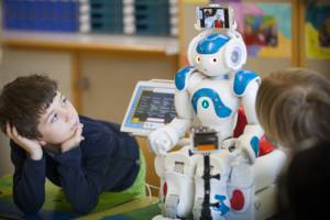 Le petit robot Nao aide les enfants autistes 